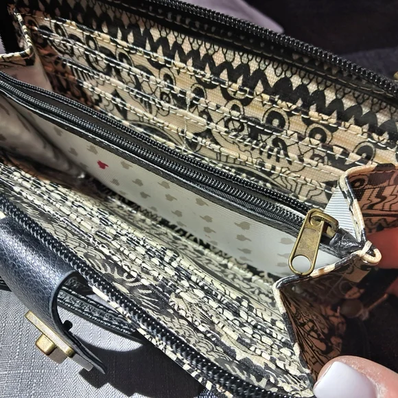 Sakroots Black and Cream Patterned Women's Bag - Picture 3 of 4